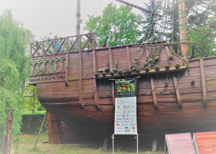 6BEE85C8-1AC4-4588-870C-A3DDC69672A1