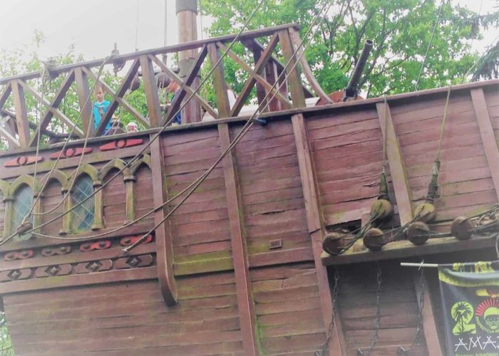 9364CD3D-5A94-46C7-B101-FD956AB13400